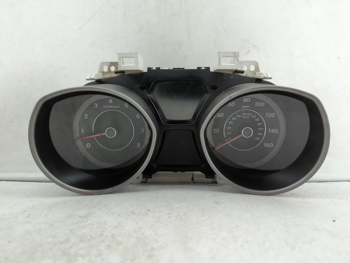 2014-2016 Hyundai Elantra Instrument Cluster Speedometer Gauges P/N:94004-3X210 94004-3Y010 Fits Fits 2014 2015 2016 OEM Use