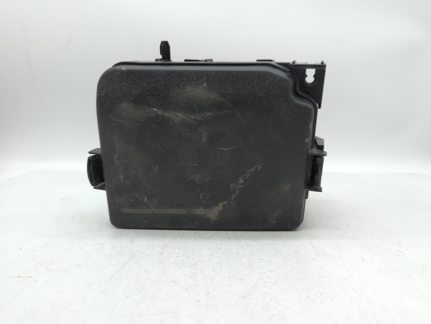 2014-2016 Hyundai Elantra Fusebox Fuse Box Panel Relay Module P/N:91951-3X710 91951-3X100 Fits Fits 2014 2015 2016 OEM Used 