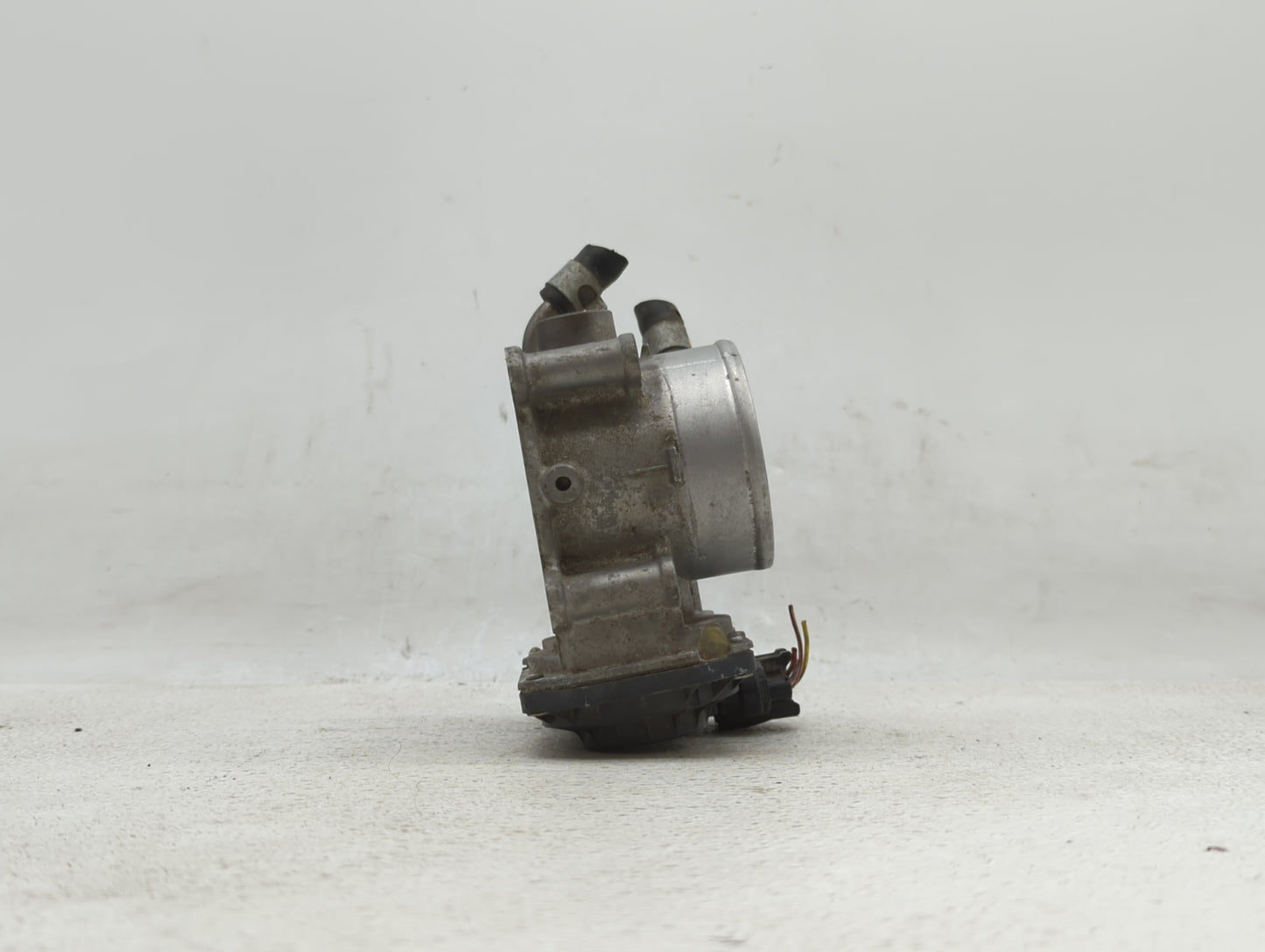 2011-2018 Hyundai Elantra Throttle Body P/N:35100-2E000 1302150124 Fits Fits 2011 2012 2013 2014 2015 2016 2017 2018 2019 OE
