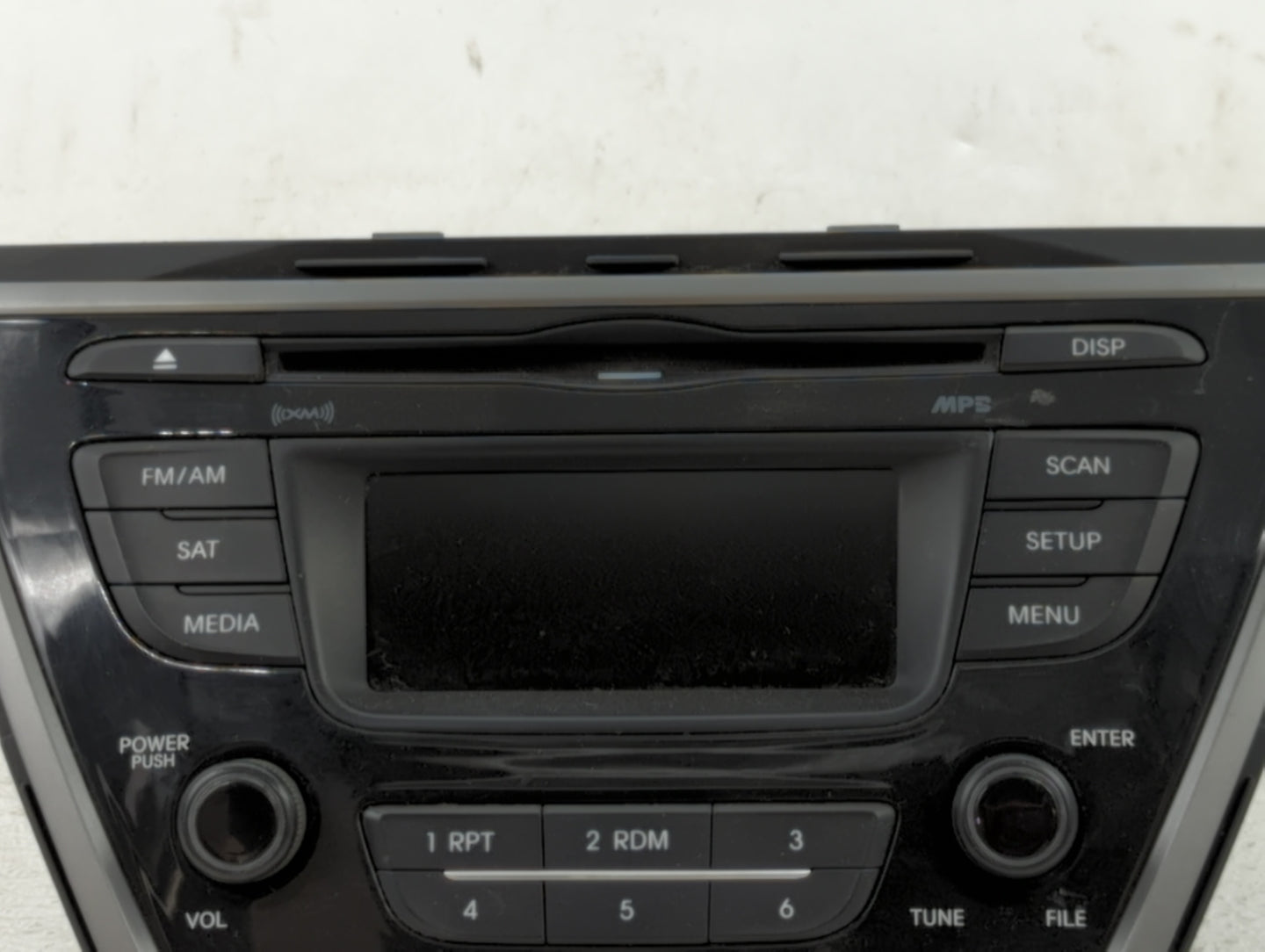 2014-2016 Hyundai Elantra Am Fm Cd Player Radio Receiver - Oemusedautoparts1.com