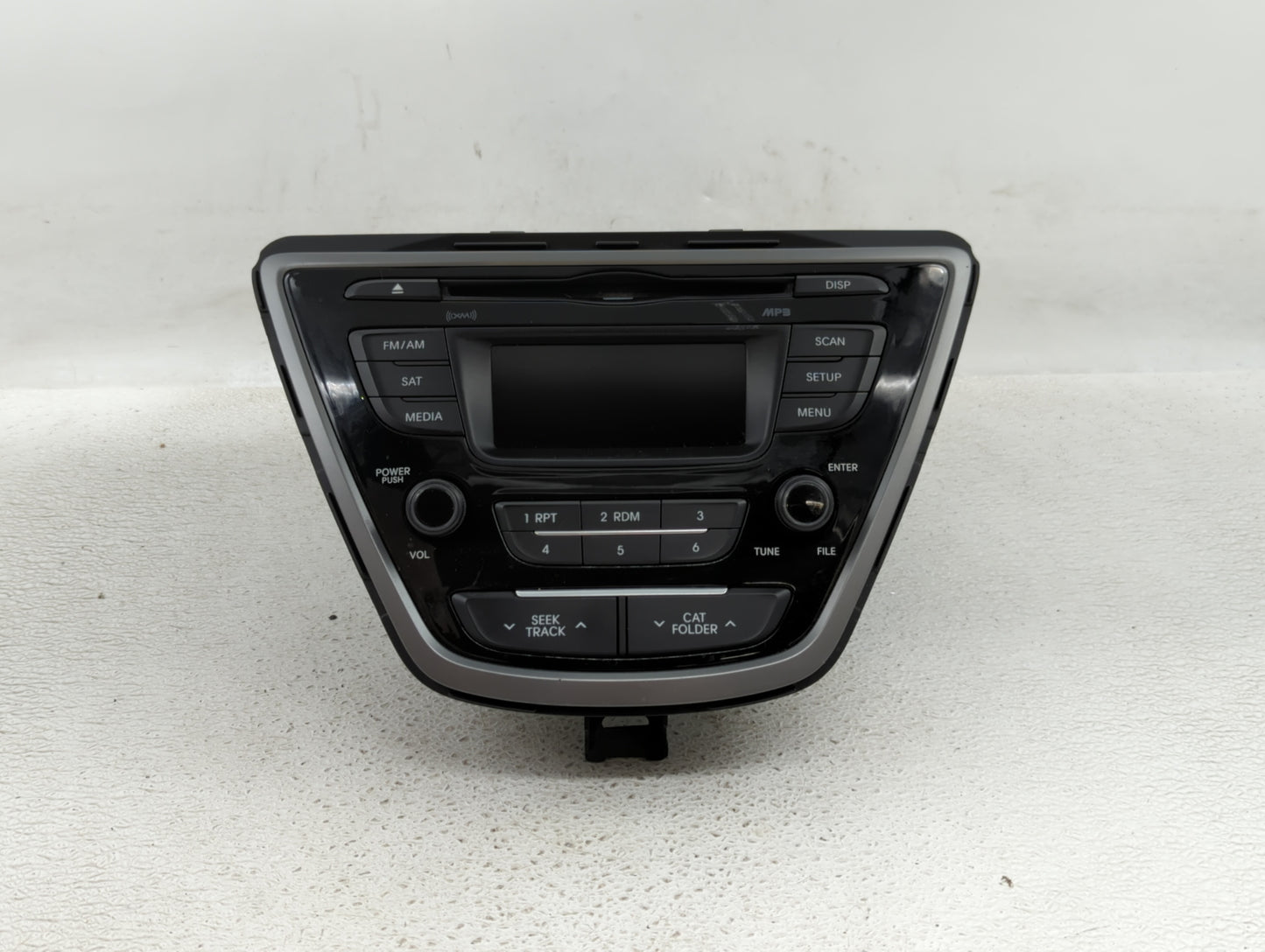 2014-2016 Hyundai Elantra Am Fm Cd Player Radio Receiver - Oemusedautoparts1.com