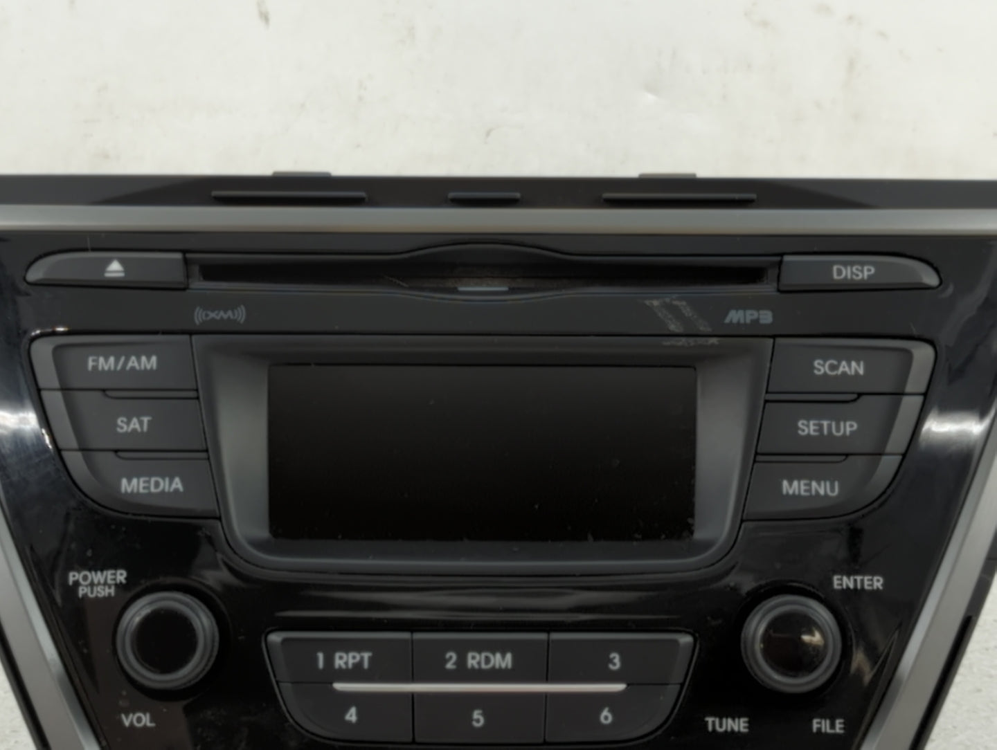 2014-2016 Hyundai Elantra Am Fm Cd Player Radio Receiver - Oemusedautoparts1.com