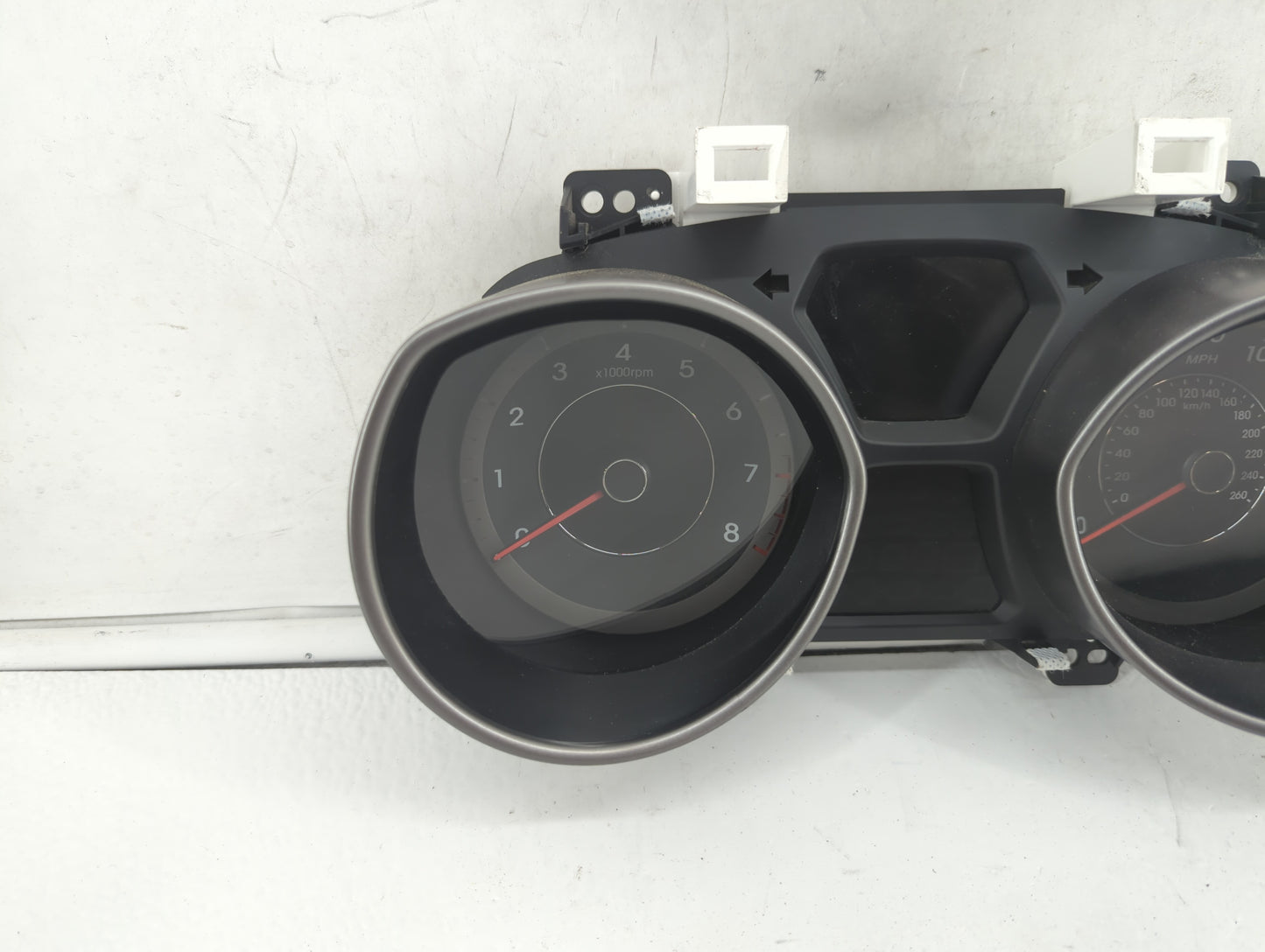 2014-2016 Hyundai Elantra Instrument Cluster Speedometer Gauges P/N:94004-3Y000 94004-3Y010 Fits Fits 2014 2015 2016 OEM Use