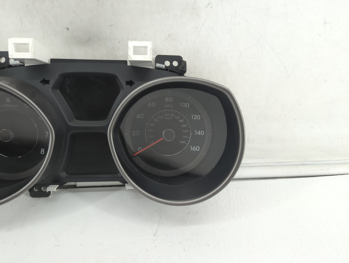 2014-2016 Hyundai Elantra Instrument Cluster Speedometer Gauges P/N:94004-3Y000 94004-3Y010 Fits Fits 2014 2015 2016 OEM Use