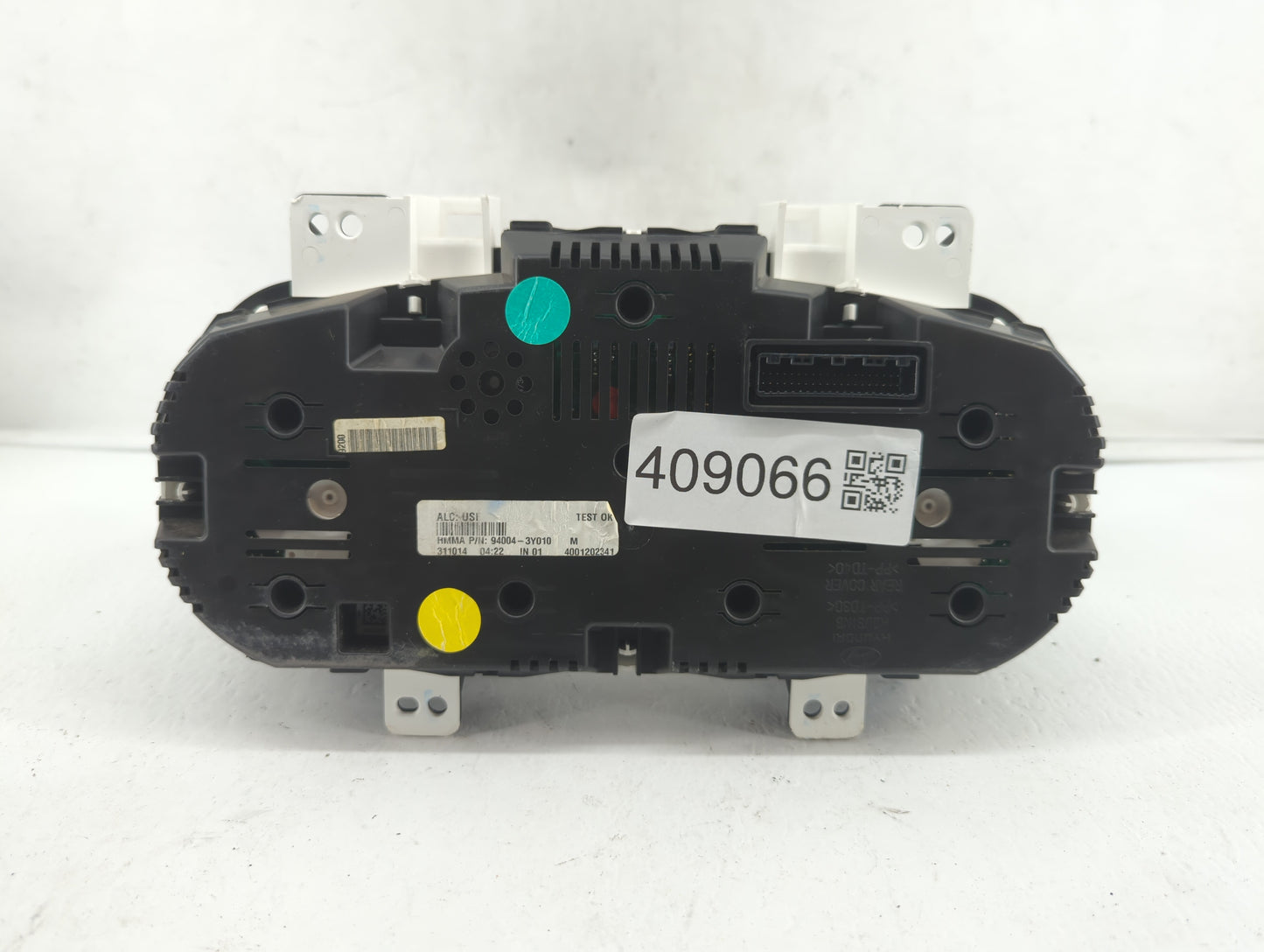 2014-2016 Hyundai Elantra Instrument Cluster Speedometer Gauges P/N:94004-3Y000 94004-3Y010 Fits Fits 2014 2015 2016 OEM Use