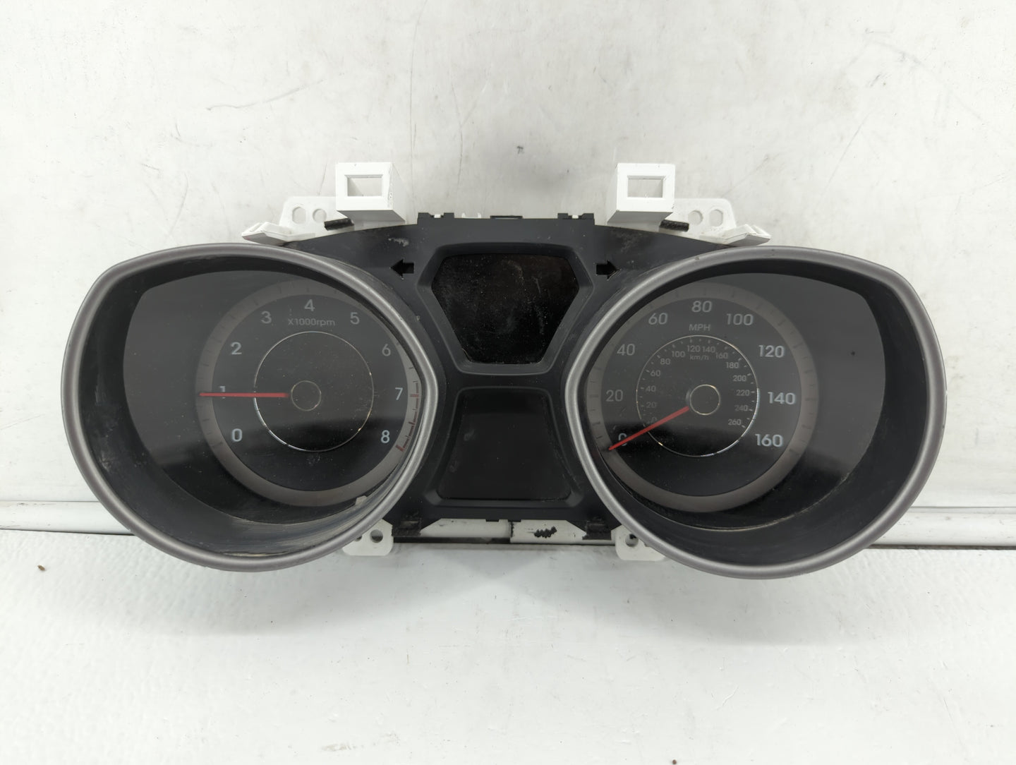 2014-2016 Hyundai Elantra Instrument Cluster Speedometer Gauges P/N:94004-3X210 94004-3Y010 Fits Fits 2014 2015 2016 OEM Use