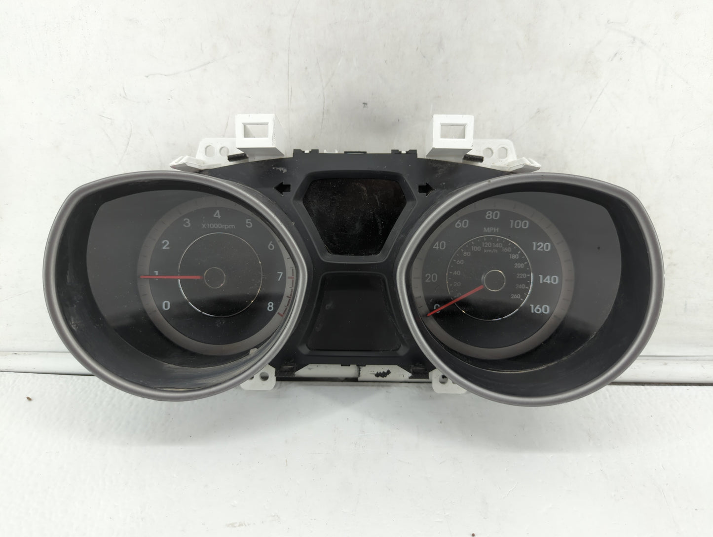 2014-2016 Hyundai Elantra Instrument Cluster Speedometer Gauges P/N:94004-3X210 94004-3Y010 Fits Fits 2014 2015 2016 OEM Use