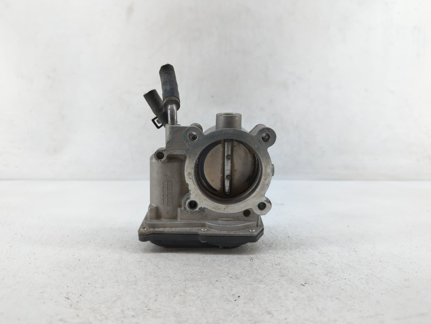2011-2020 Hyundai Elantra Throttle Body P/N:35100-2E000 1302150124 Fits OEM Used Auto Parts - Oemusedautoparts1.com
