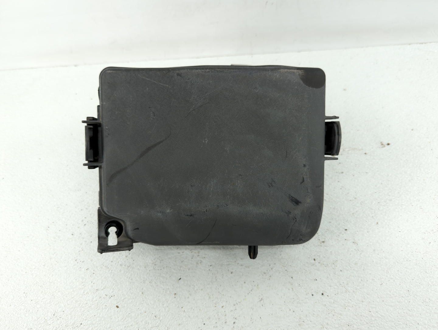 2014-2015 Hyundai Elantra Fusebox Fuse Box Panel Relay Module Fits Fits 2014 2015 OEM Used Auto Parts - Oemusedautoparts1.co