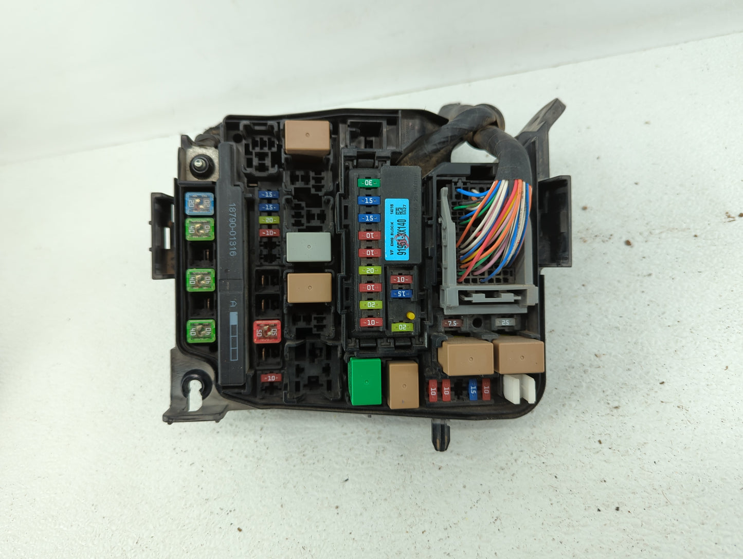 2014-2015 Hyundai Elantra Fusebox Fuse Box Panel Relay Module Fits Fits 2014 2015 OEM Used Auto Parts - Oemusedautoparts1.co