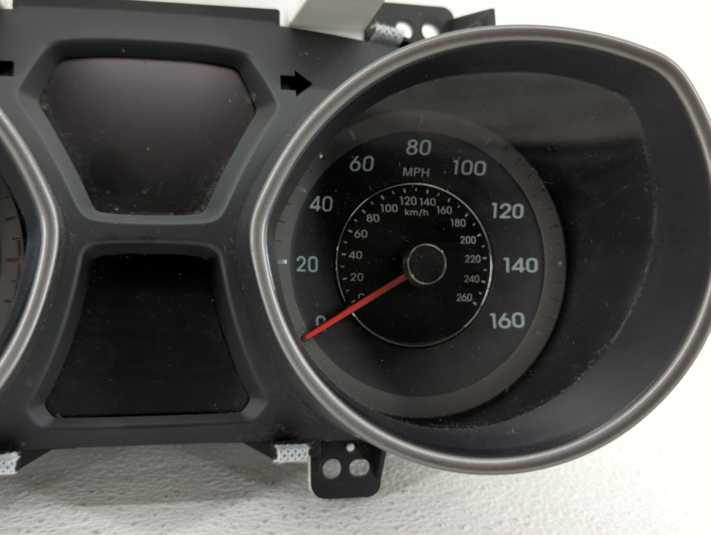 2014-2016 Hyundai Elantra Instrument Cluster Speedometer Gauges P/N:94004-3Y010 94004-3Y000 Fits Fits 2014 2015 2016 OEM Use