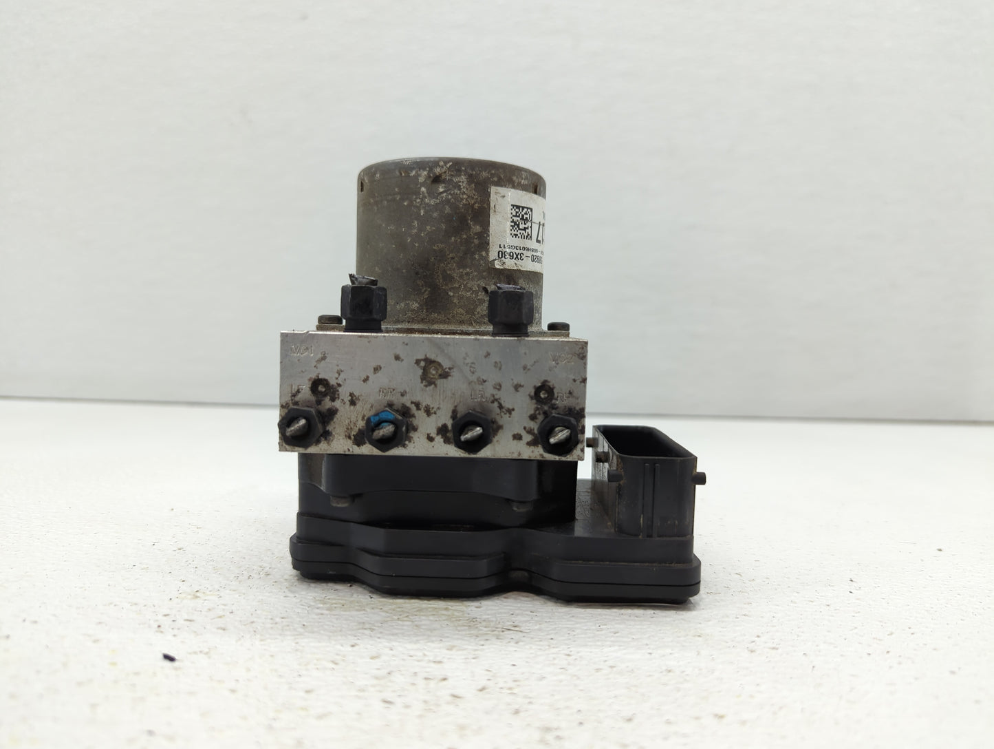2014-2016 Hyundai Elantra ABS Pump Control Module Replacement P/N:58920-3X630 Fits Fits 2014 2015 2016 OEM Used Auto Parts -