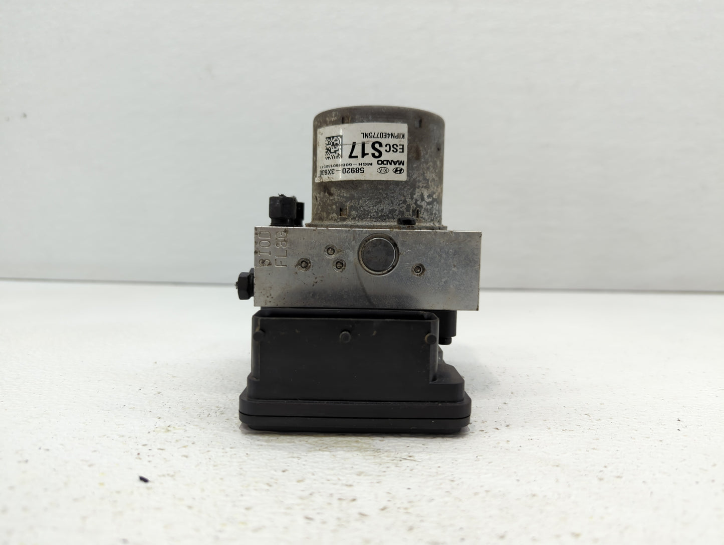2014-2016 Hyundai Elantra ABS Pump Control Module Replacement P/N:58920-3X630 Fits Fits 2014 2015 2016 OEM Used Auto Parts -