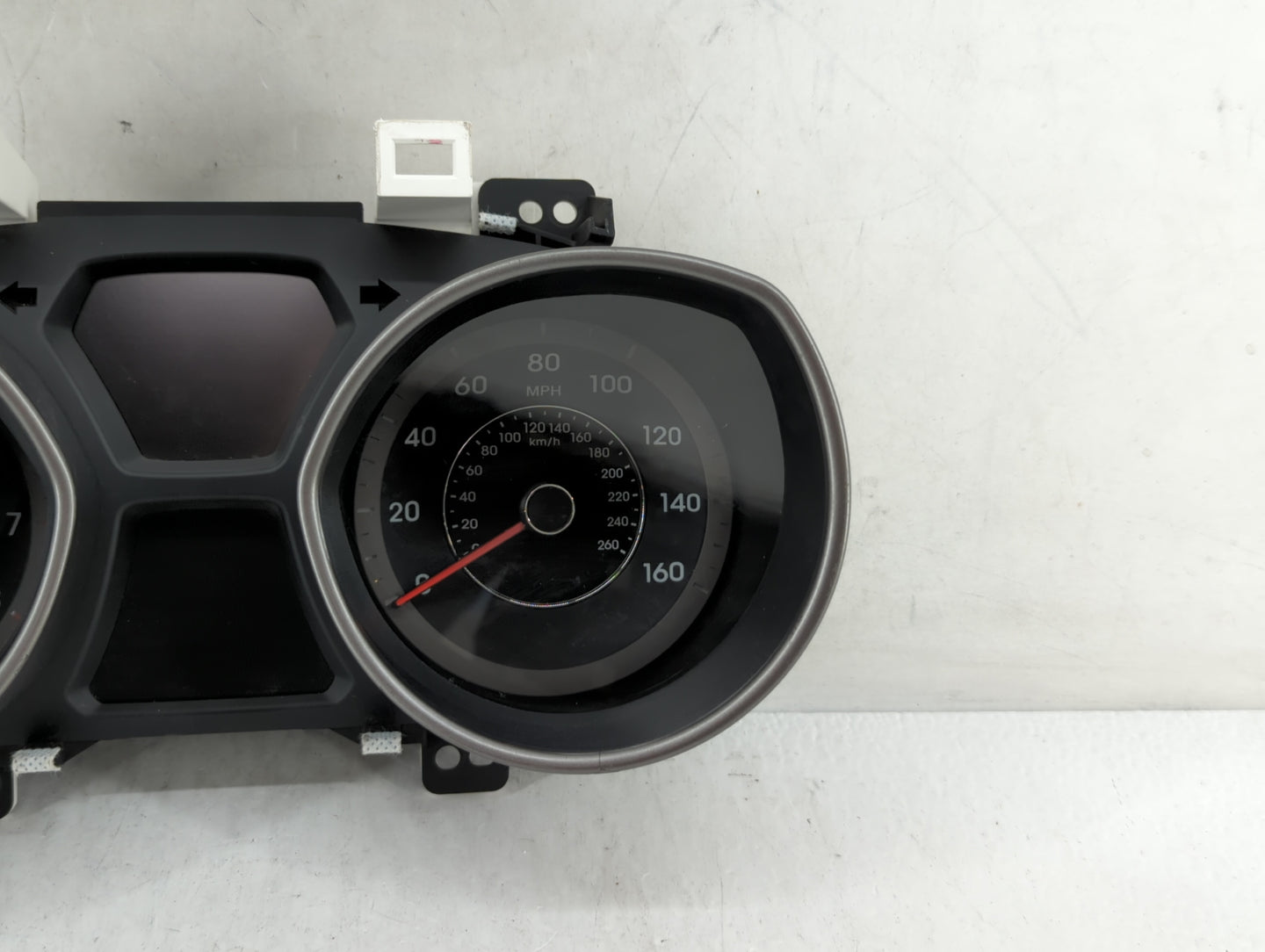 2014-2016 Hyundai Elantra Instrument Cluster Speedometer Gauges P/N:94004-3Y000 94004-3Y010 Miles: Fits Fits 2014 2015 2016 