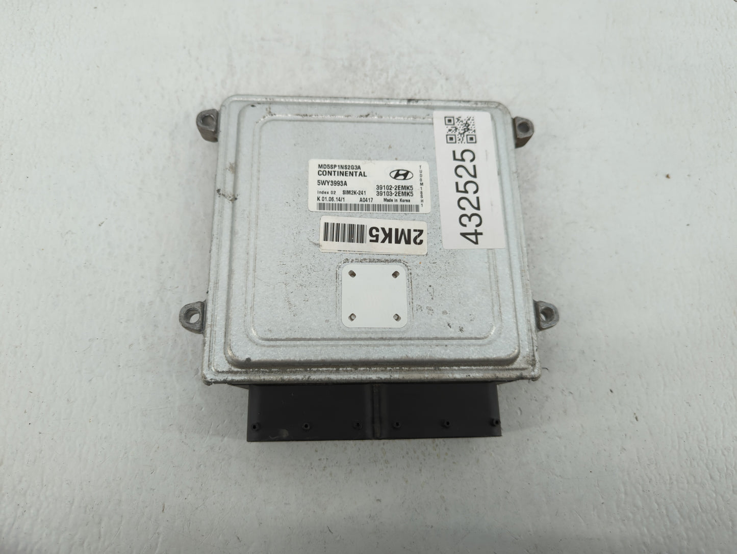 2015 Hyundai Elantra PCM Engine Control Computer ECU ECM PCU OEM P/N:39103-2EMY5 39102-2EMY5, 39102-2EML4, 39103-2EML5 Fits 