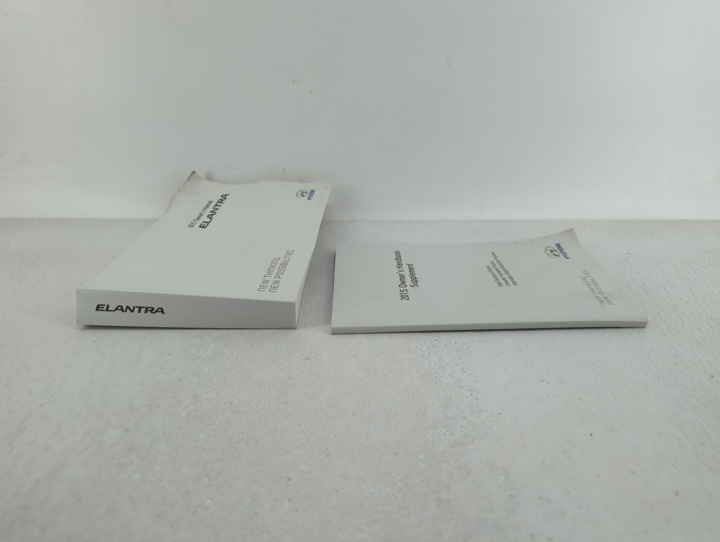 2015 Hyundai Elantra Owners Manual Book Guide OEM Used Auto Parts - Oemusedautoparts1.com