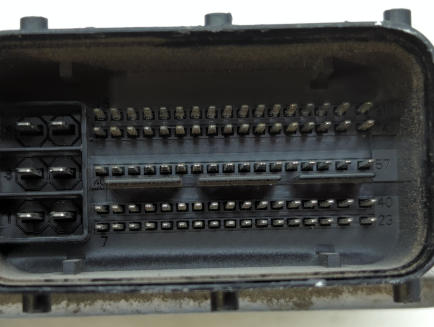 2015 Hyundai Elantra PCM Engine Control Computer ECU ECM PCU OEM P/N:39103-2EMV5 39102-2EMV5 Fits OEM Used Auto Parts - Oemu