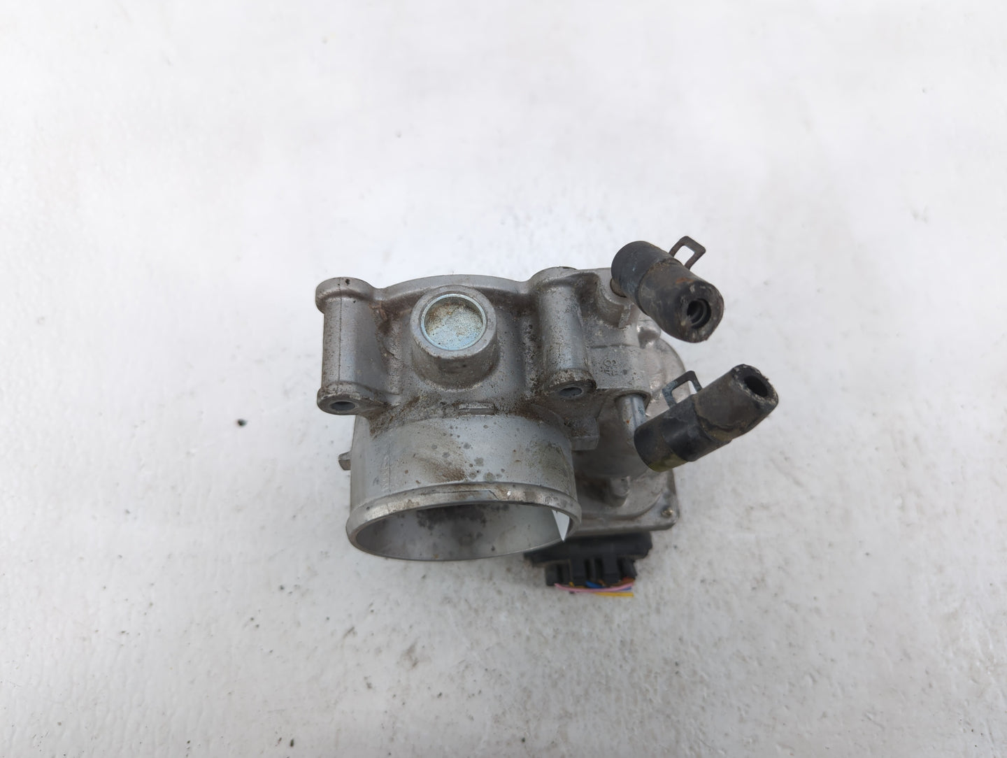 2011-2020 Hyundai Elantra Throttle Body P/N:35100-2E000 35100-2E710 Fits OEM Used Auto Parts - Oemusedautoparts1.com