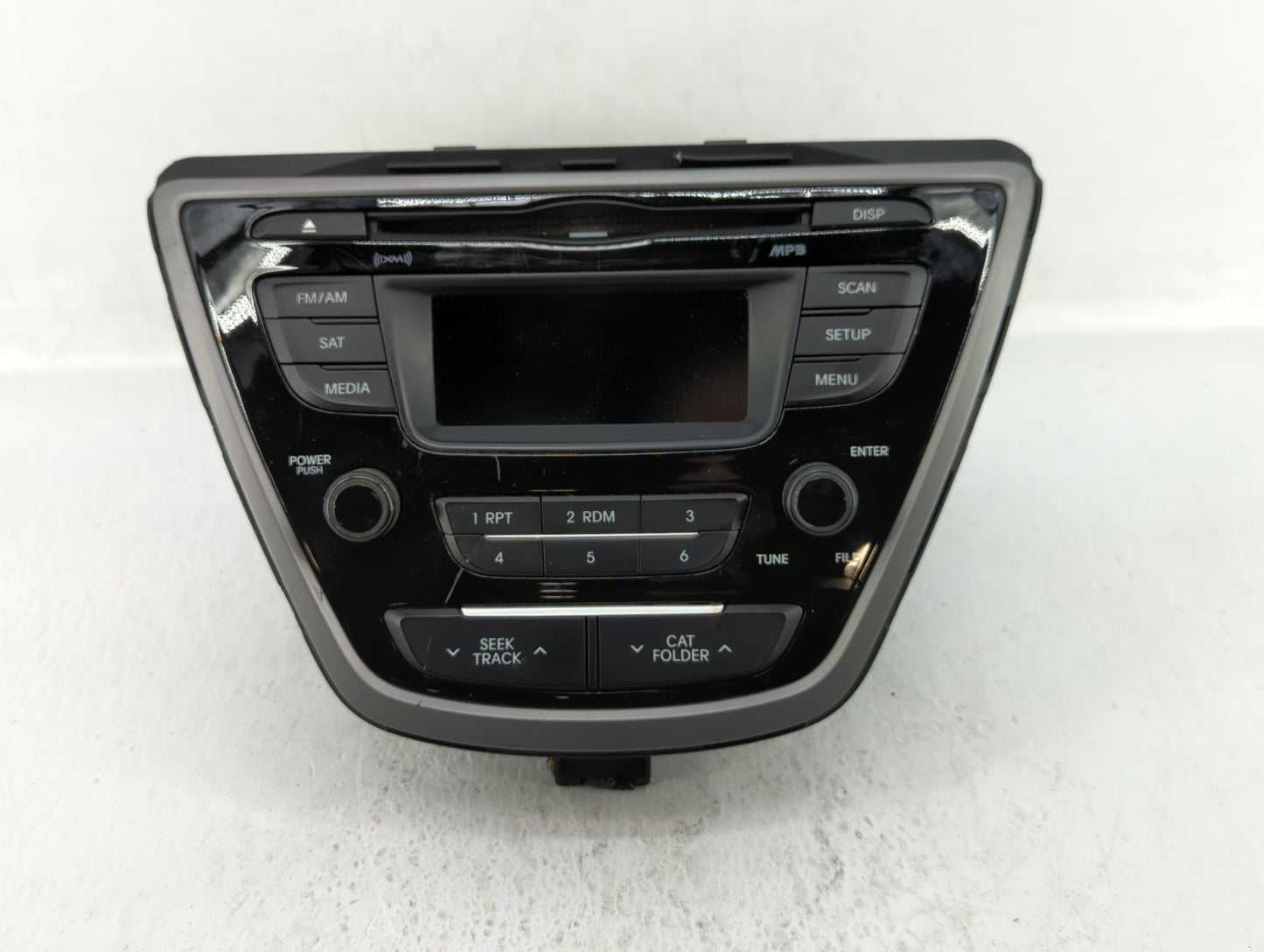 2014-2016 Hyundai Elantra Am Fm Cd Player Radio Receiver - Oemusedautoparts1.com