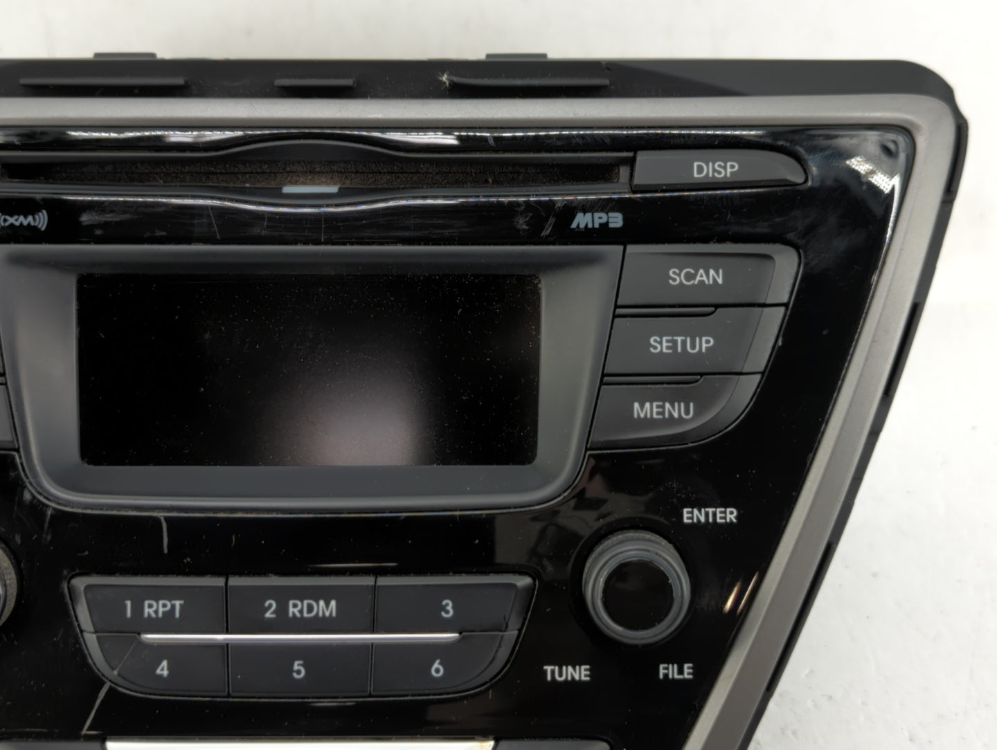 2014-2016 Hyundai Elantra Am Fm Cd Player Radio Receiver - Oemusedautoparts1.com