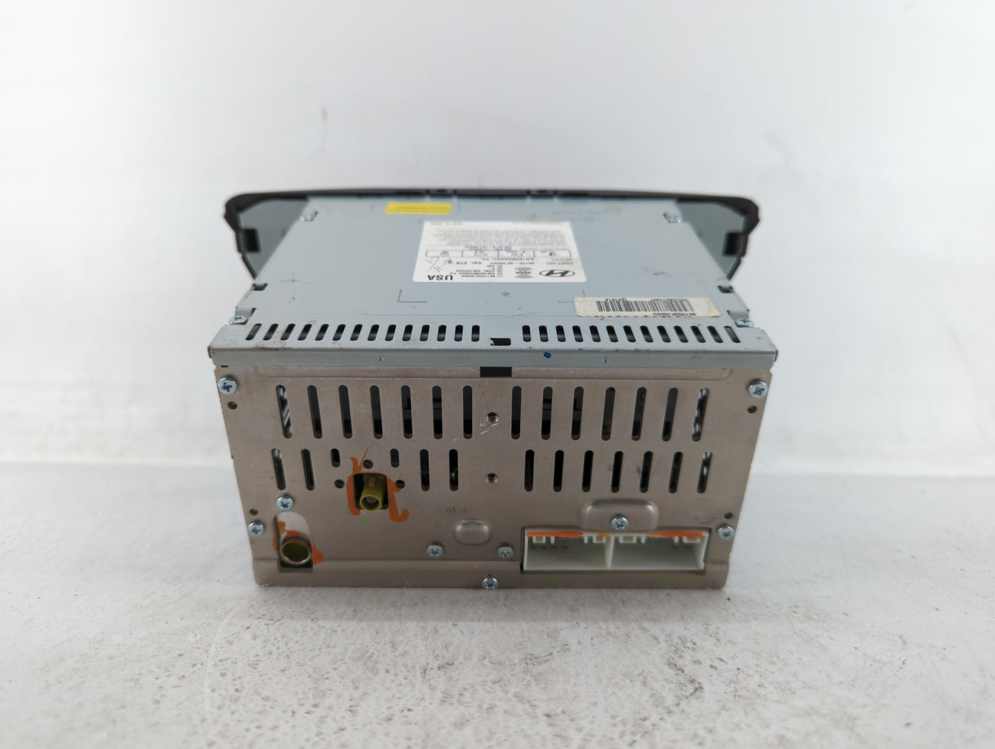 2014-2016 Hyundai Elantra Am Fm Cd Player Radio Receiver - Oemusedautoparts1.com