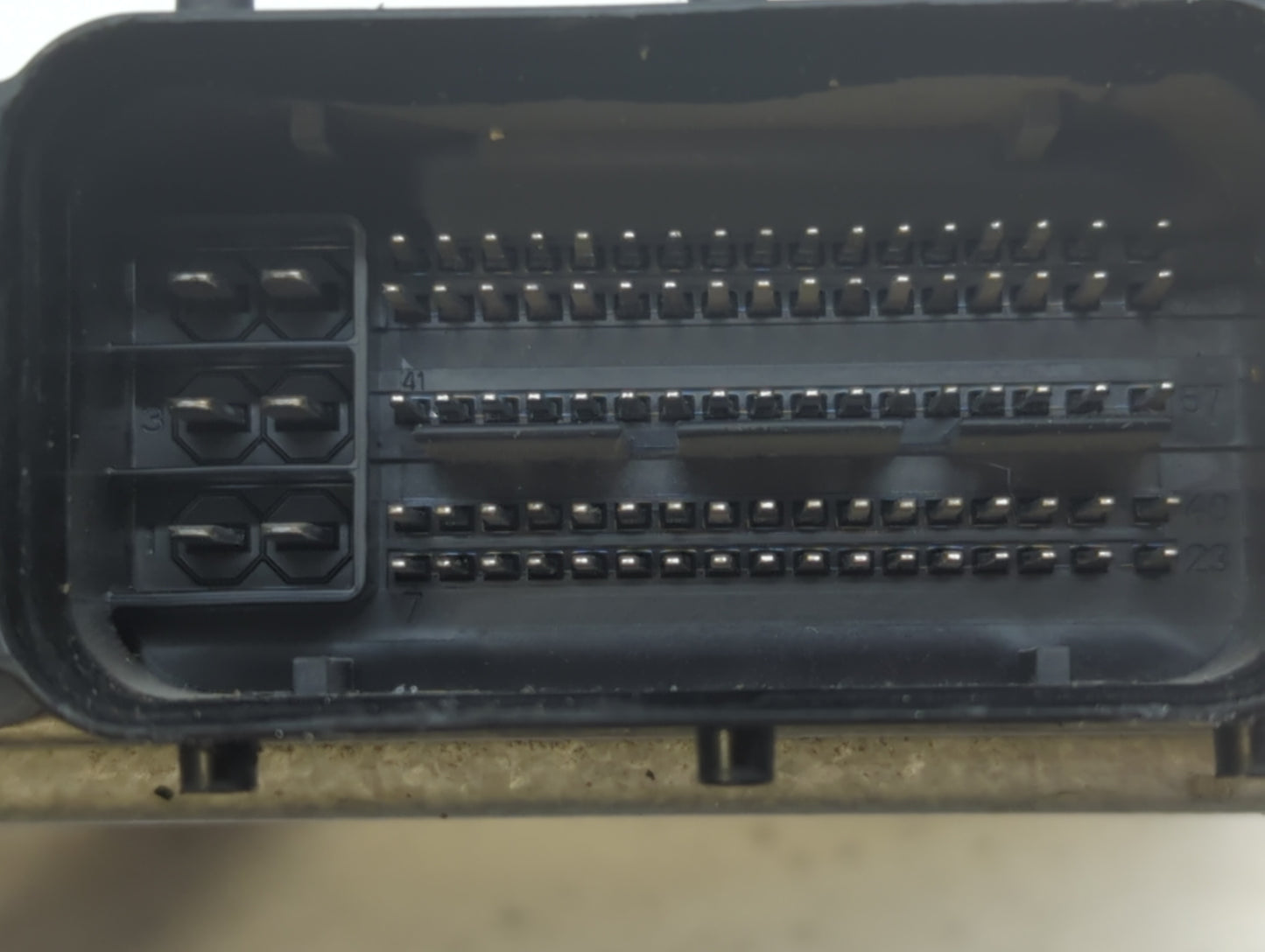 2015 Hyundai Elantra PCM Engine Control Computer ECU ECM PCU OEM P/N:39103-2EMY5 39102-2EMY5 Fits OEM Used Auto Parts - Oemu