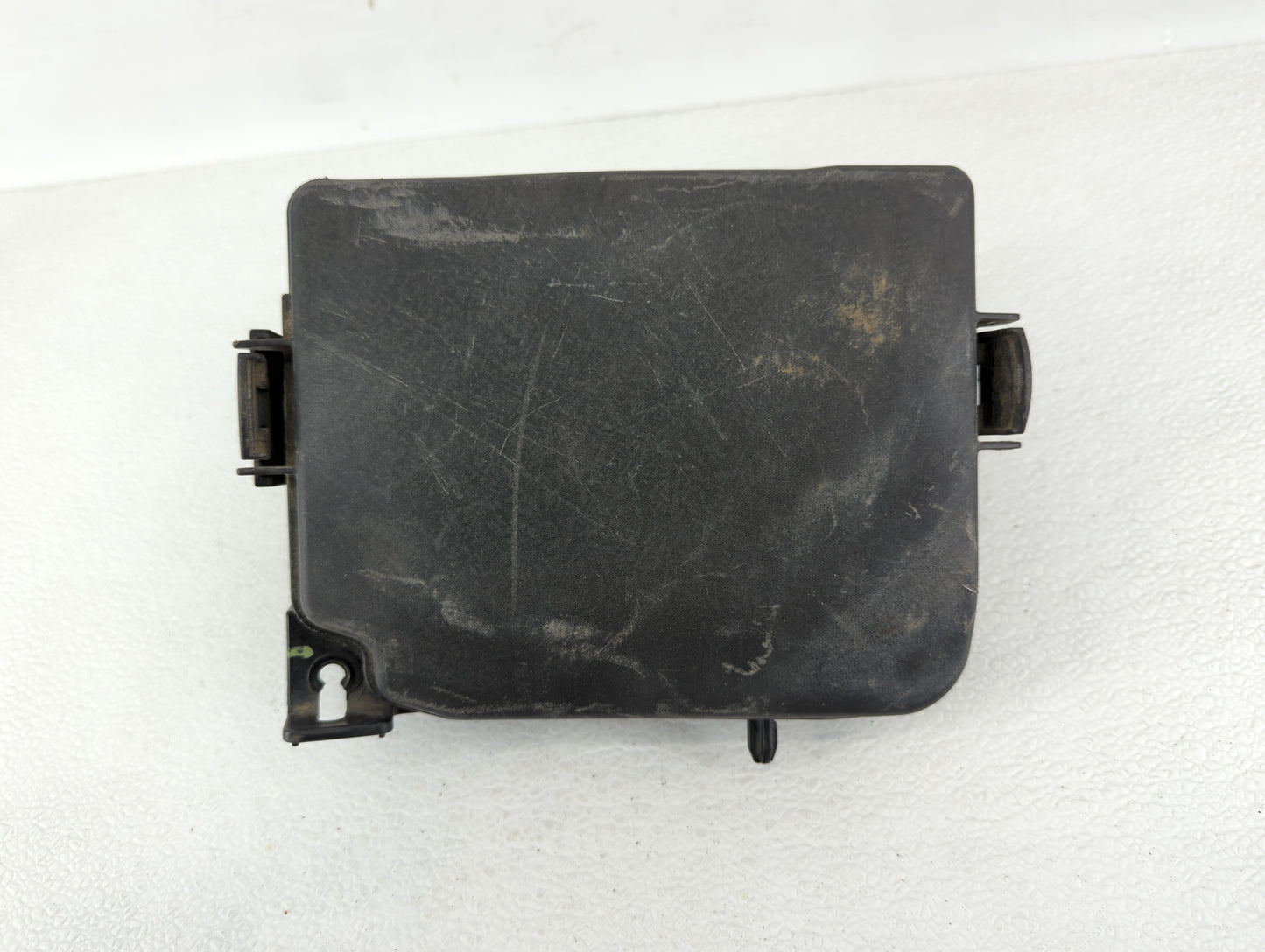 2014-2016 Hyundai Elantra Fusebox Fuse Box Panel Relay Module P/N:91951-3X710 91951-3X100 Fits Fits 2014 2015 2016 OEM Used 