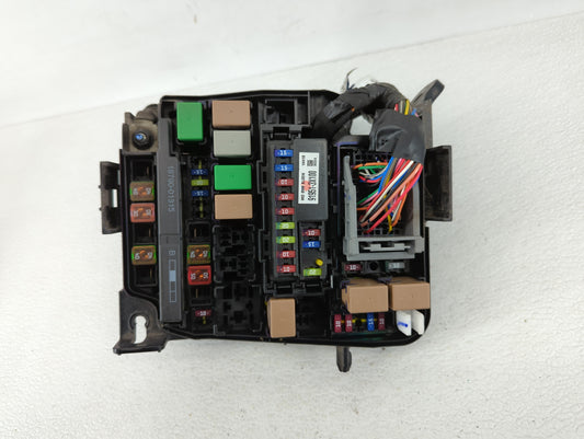 2014-2016 Hyundai Elantra Fusebox Fuse Box Panel Relay Module P/N:91951-3X710 91951-3X100 Fits Fits 2014 2015 2016 OEM Used Auto Parts