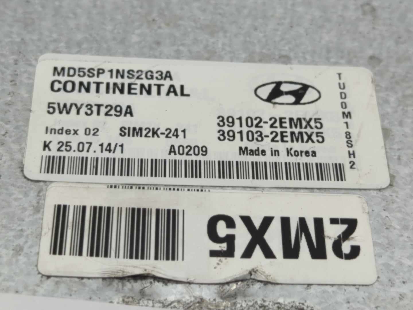 2015 Hyundai Elantra PCM Engine Control Computer ECU ECM PCU OEM P/N:39103-2EMX5 39102-2EMX5 Fits OEM Used Auto Parts - Oemu