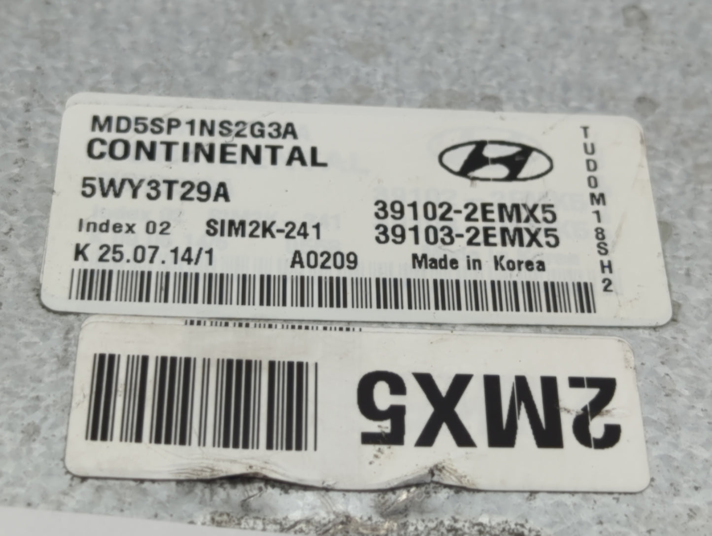 2015 Hyundai Elantra PCM Engine Control Computer ECU ECM PCU OEM P/N:39103-2EMX5 39102-2EMX5 Fits OEM Used Auto Parts - Oemu