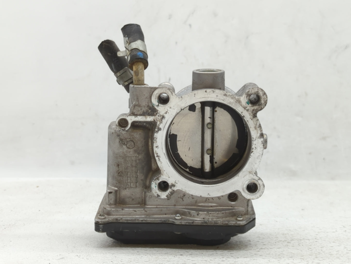2011-2020 Hyundai Elantra Throttle Body P/N:35100-2E710 35100-2E000 Fits OEM Used Auto Parts - Oemusedautoparts1.com