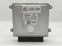 2015 Hyundai Elantra PCM Engine Control Computer ECU ECM PCU OEM P/N:39103-2EMX5 39102-2EMX5 Fits OEM Used Auto Parts - Oemu