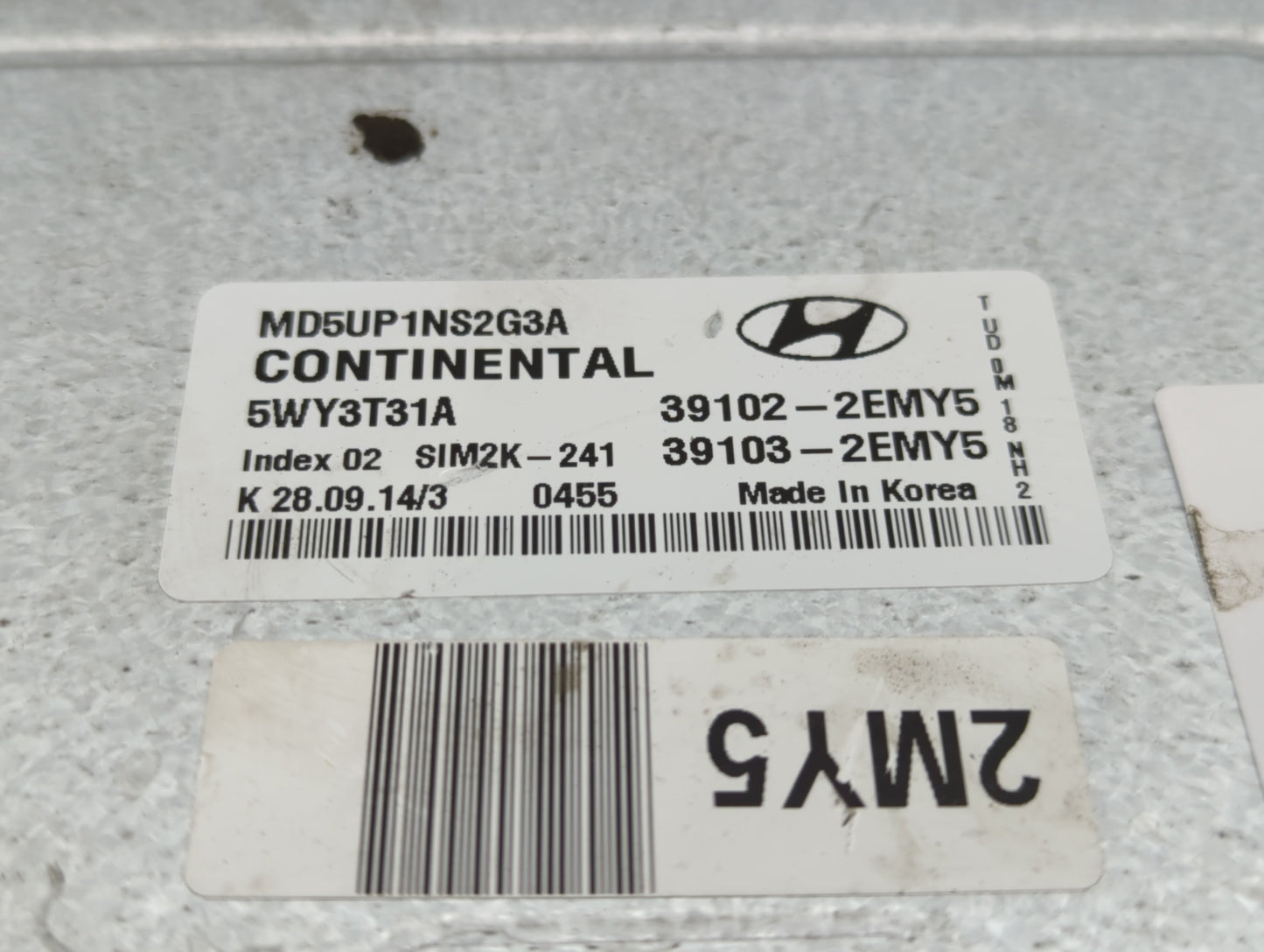 2015 Hyundai Elantra PCM Engine Control Computer ECU ECM PCU OEM P/N:39103-2EMY5 39102-2EMY5 Fits OEM Used Auto Parts - Oemu