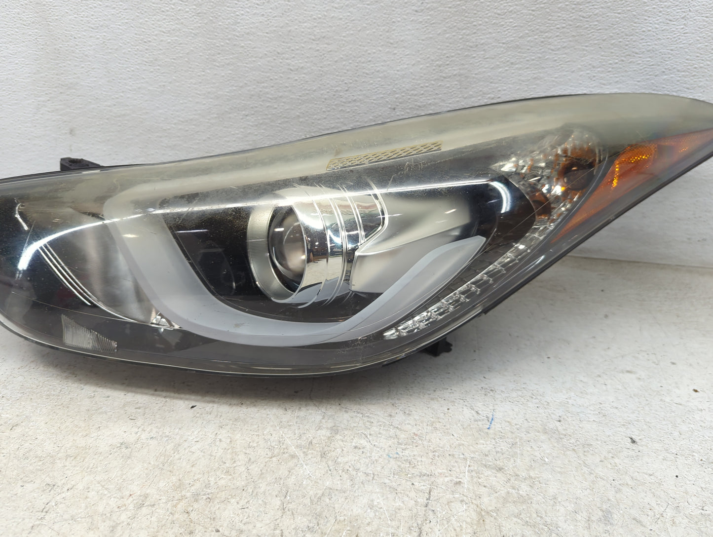 2014-2016 Hyundai Elantra Driver Left Oem Head Light Headlight Lamp - Oemusedautoparts1.com
