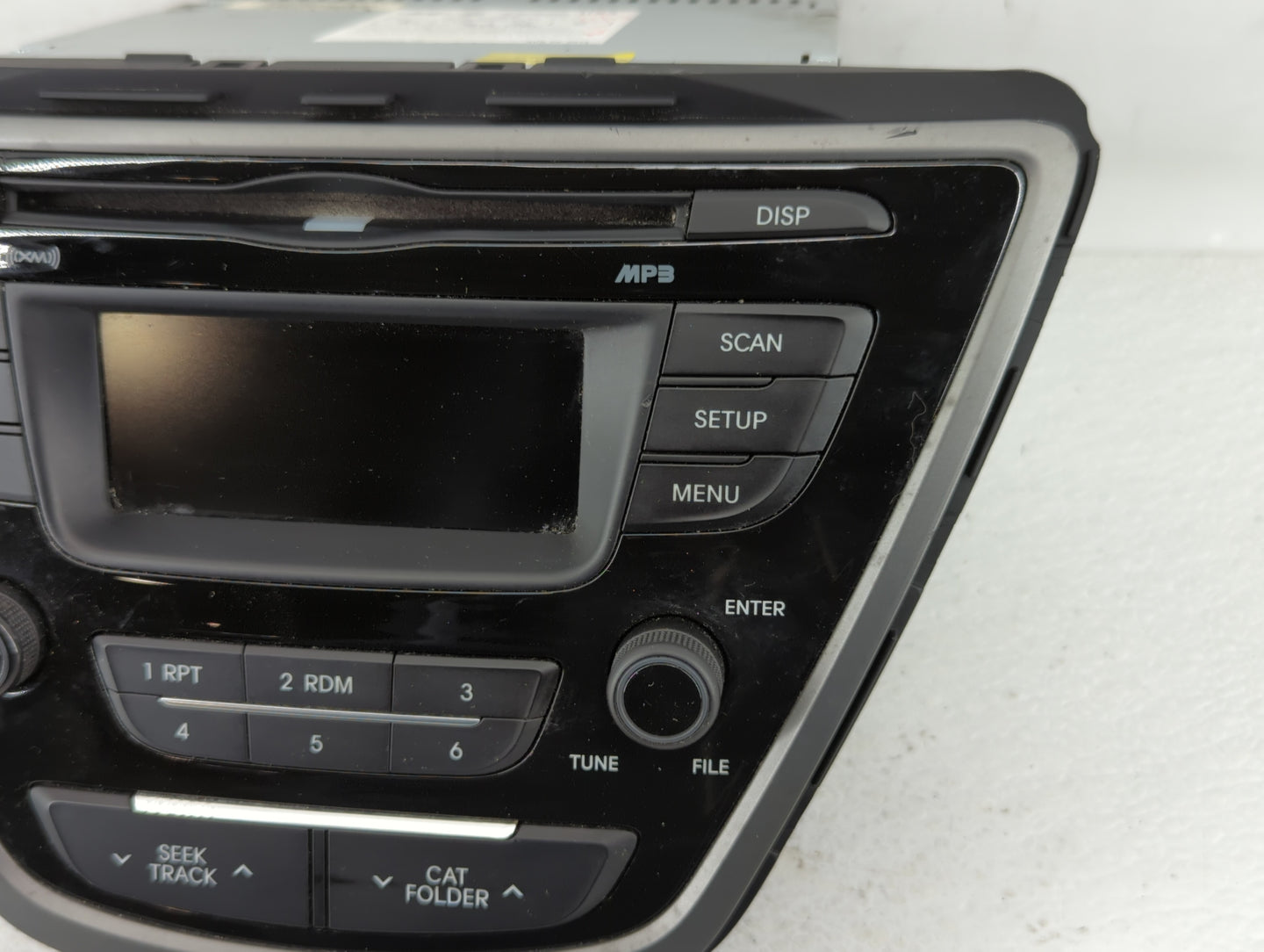 2014-2016 Hyundai Elantra Am Fm Cd Player Radio Receiver - Oemusedautoparts1.com