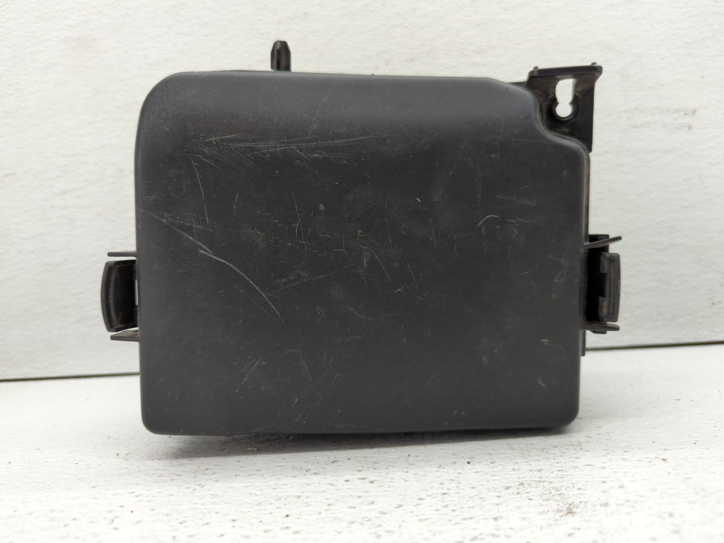 2014-2016 Hyundai Elantra Fusebox Fuse Box Panel Relay Module P/N:91950-3X510 91955-3X050 Fits Fits 2014 2015 2016 OEM Used 