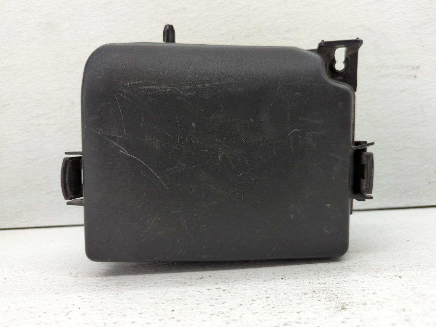 2014-2016 Hyundai Elantra Fusebox Fuse Box Panel Relay Module P/N:91950-3X510 91955-3X050 Fits Fits 2014 2015 2016 OEM Used 