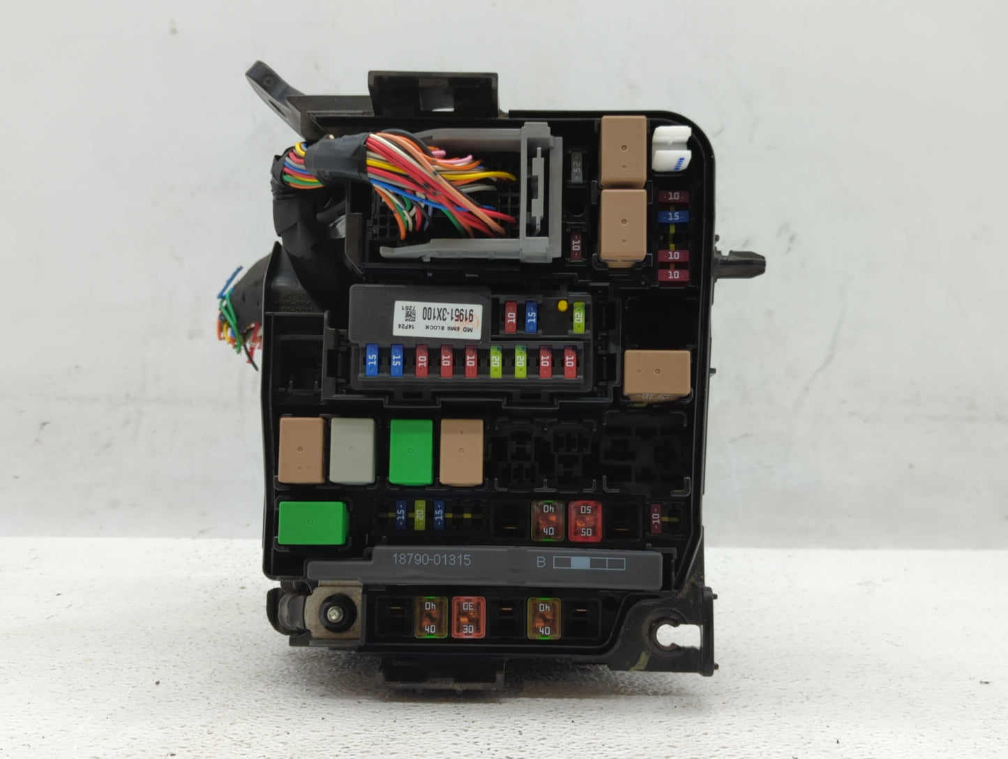 2014-2016 Hyundai Elantra Fusebox Fuse Box Panel Relay Module P/N:912013Y040UA Fits Fits 2014 2015 2016 OEM Used Auto Parts 