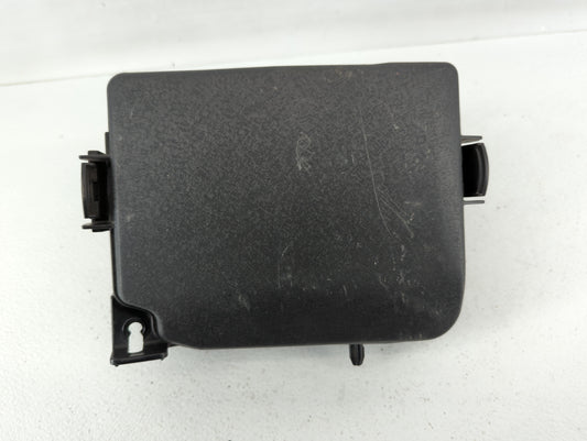 2014-2016 Hyundai Elantra Fusebox Fuse Box Panel Relay Module P/N:91951-3X710 912013Y040UA Fits Fits 2014 2015 2016 OEM Used