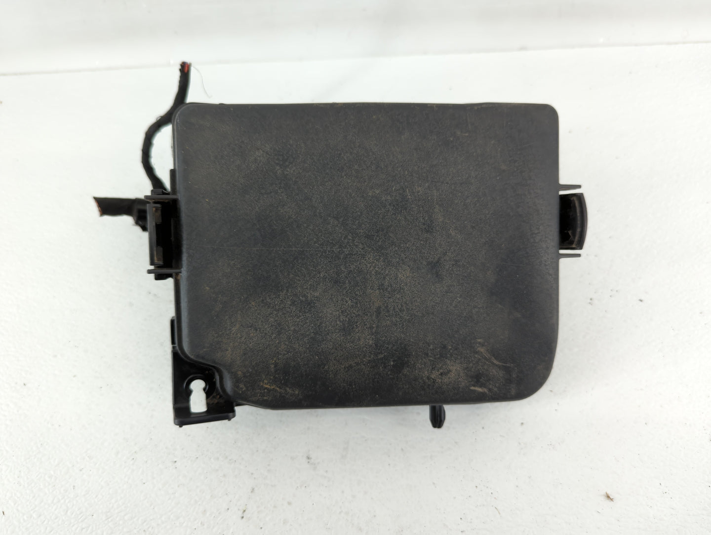 2014-2016 Hyundai Elantra Fusebox Fuse Box Panel Relay Module P/N:91951-3X710 912013Y040UA Fits Fits 2014 2015 2016 OEM Used