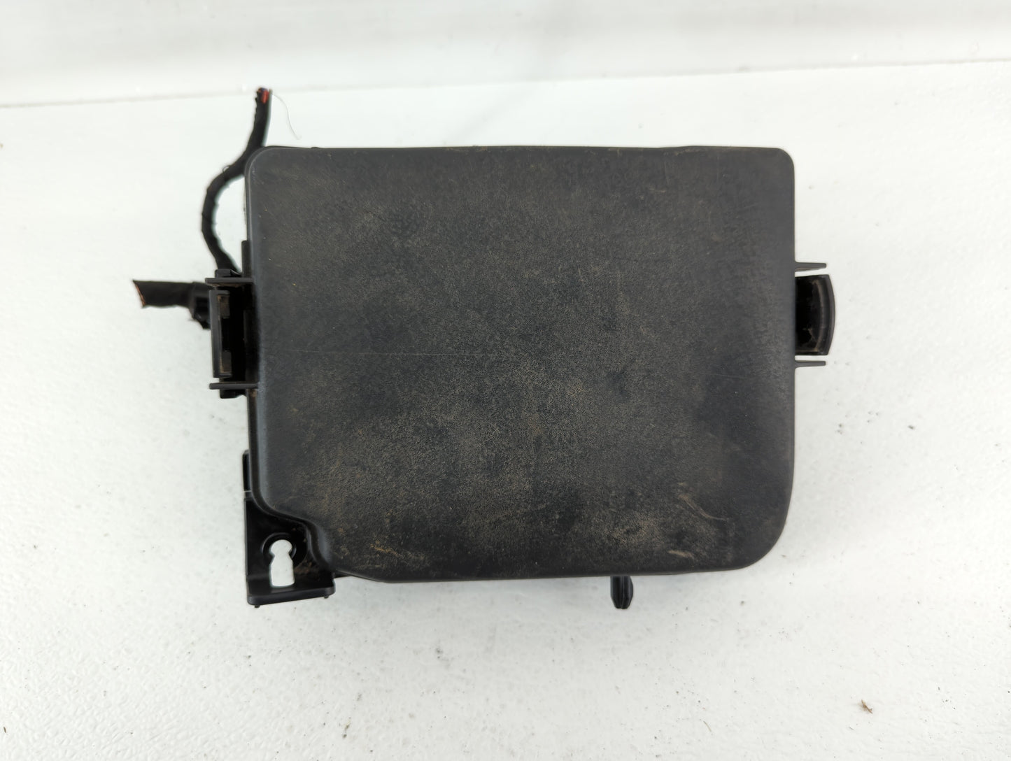 2014-2016 Hyundai Elantra Fusebox Fuse Box Panel Relay Module P/N:91951-3X710 912013Y040UA Fits Fits 2014 2015 2016 OEM Used