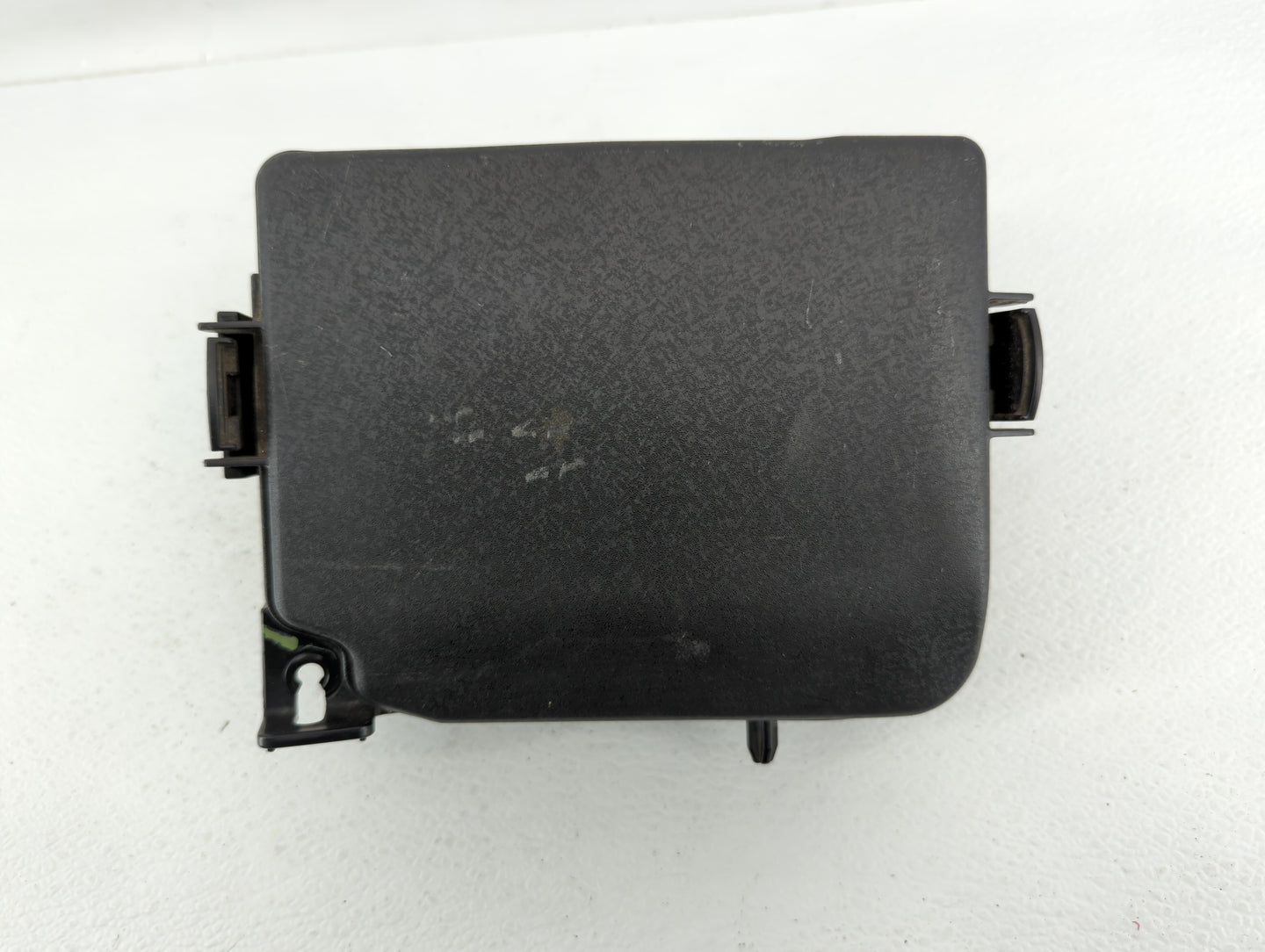 2014-2016 Hyundai Elantra Fusebox Fuse Box Panel Relay Module P/N:91951-3X710 912013Y060 Fits Fits 2014 2015 2016 OEM Used A