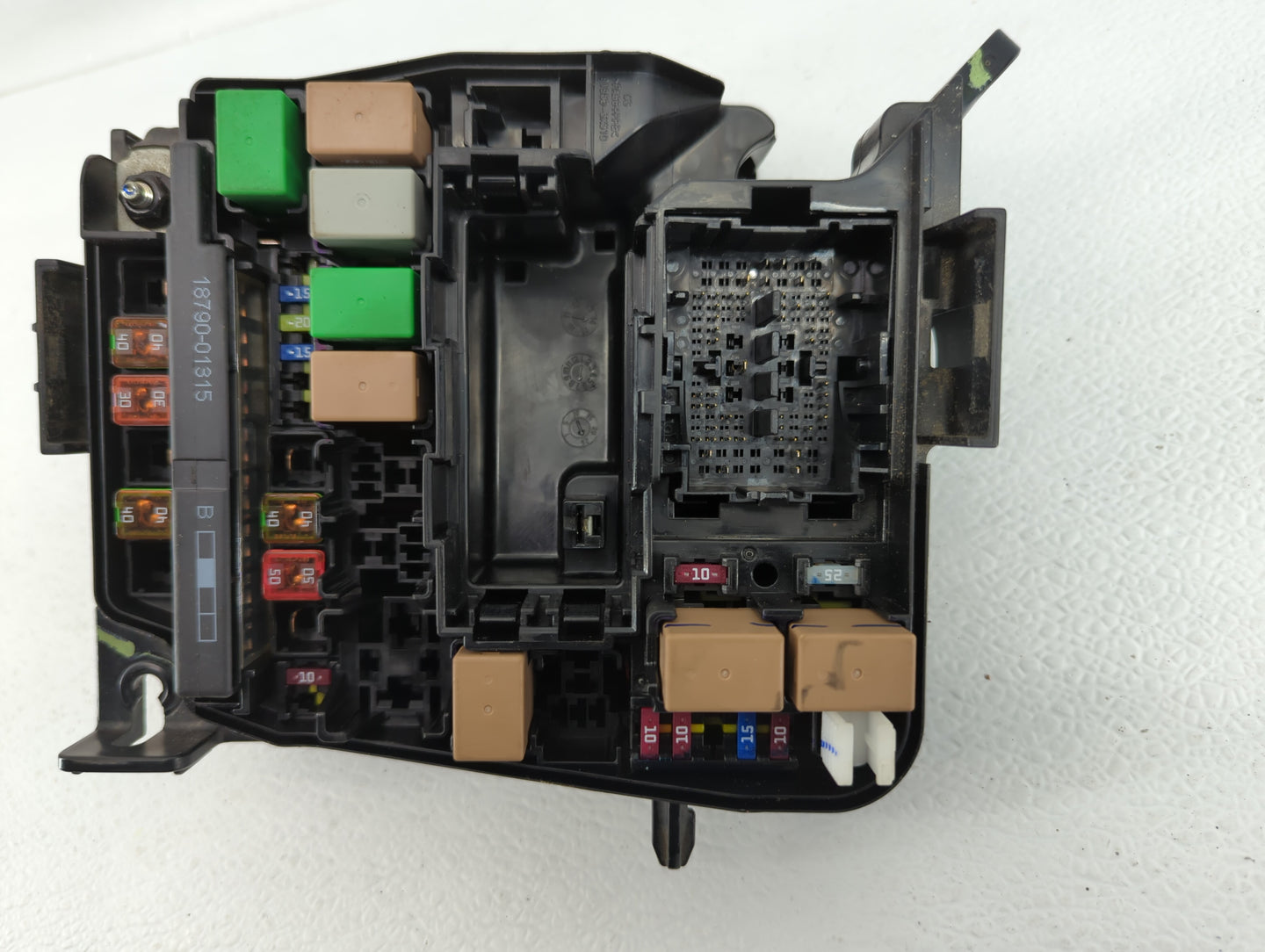 2014-2016 Hyundai Elantra Fusebox Fuse Box Panel Relay Module P/N:91951-3X710 912013Y060 Fits Fits 2014 2015 2016 OEM Used A