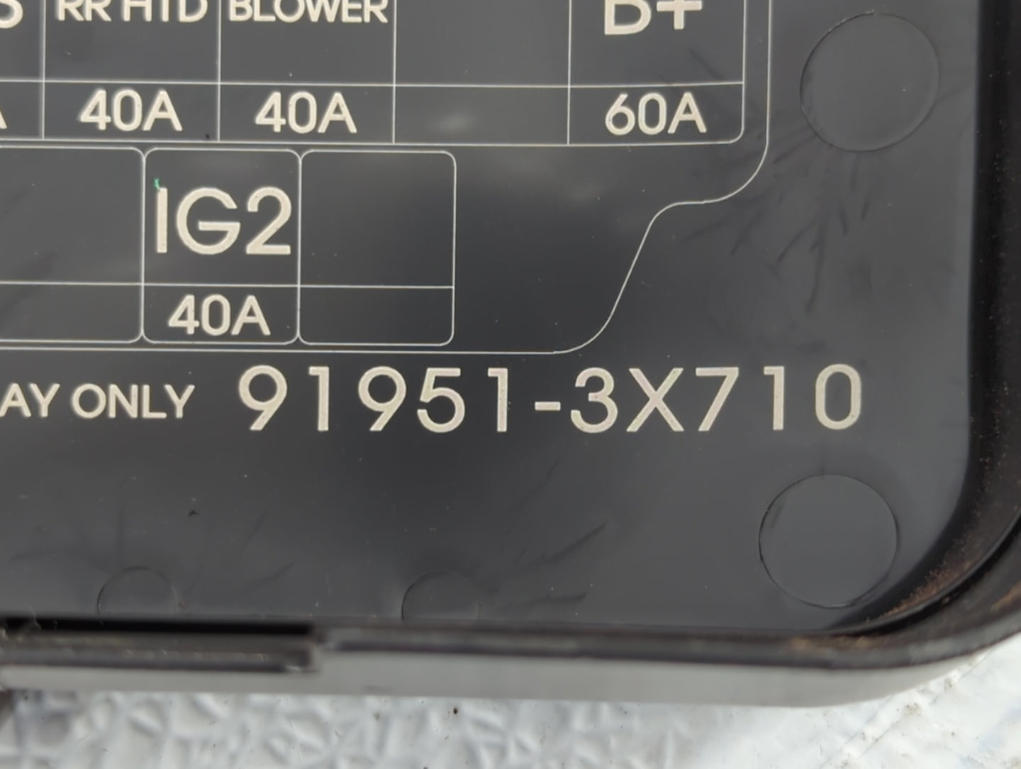 2014-2016 Hyundai Elantra Fusebox Fuse Box Panel Relay Module P/N:91951-3X710 912013Y060 Fits Fits 2014 2015 2016 OEM Used A