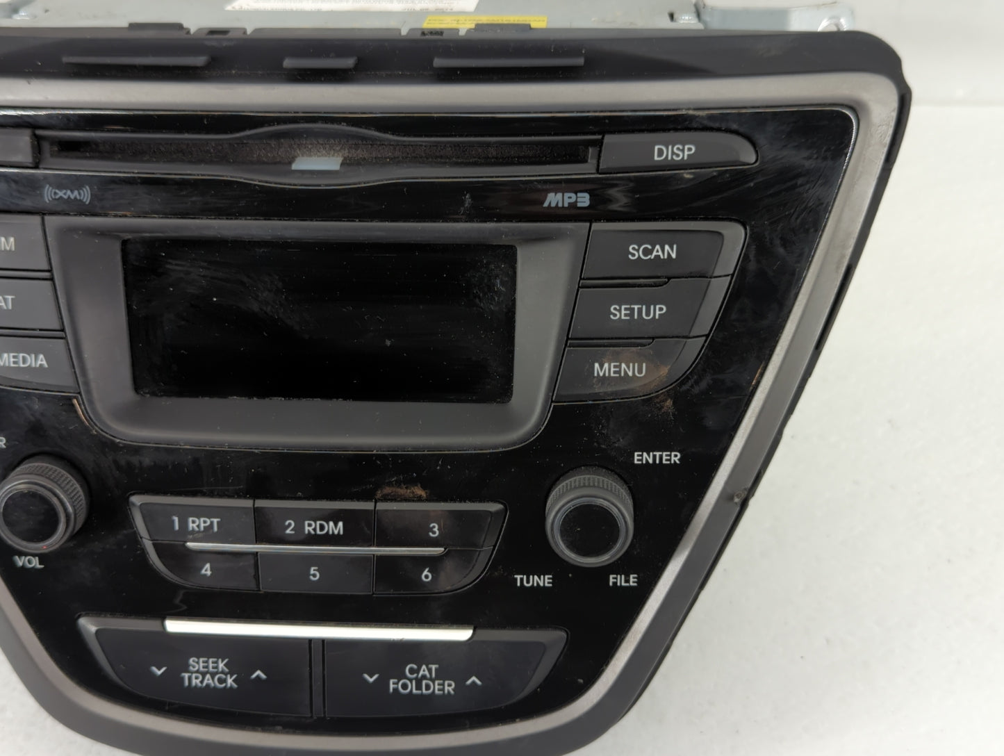 2014-2016 Hyundai Elantra Am Fm Cd Player Radio Receiver - Oemusedautoparts1.com