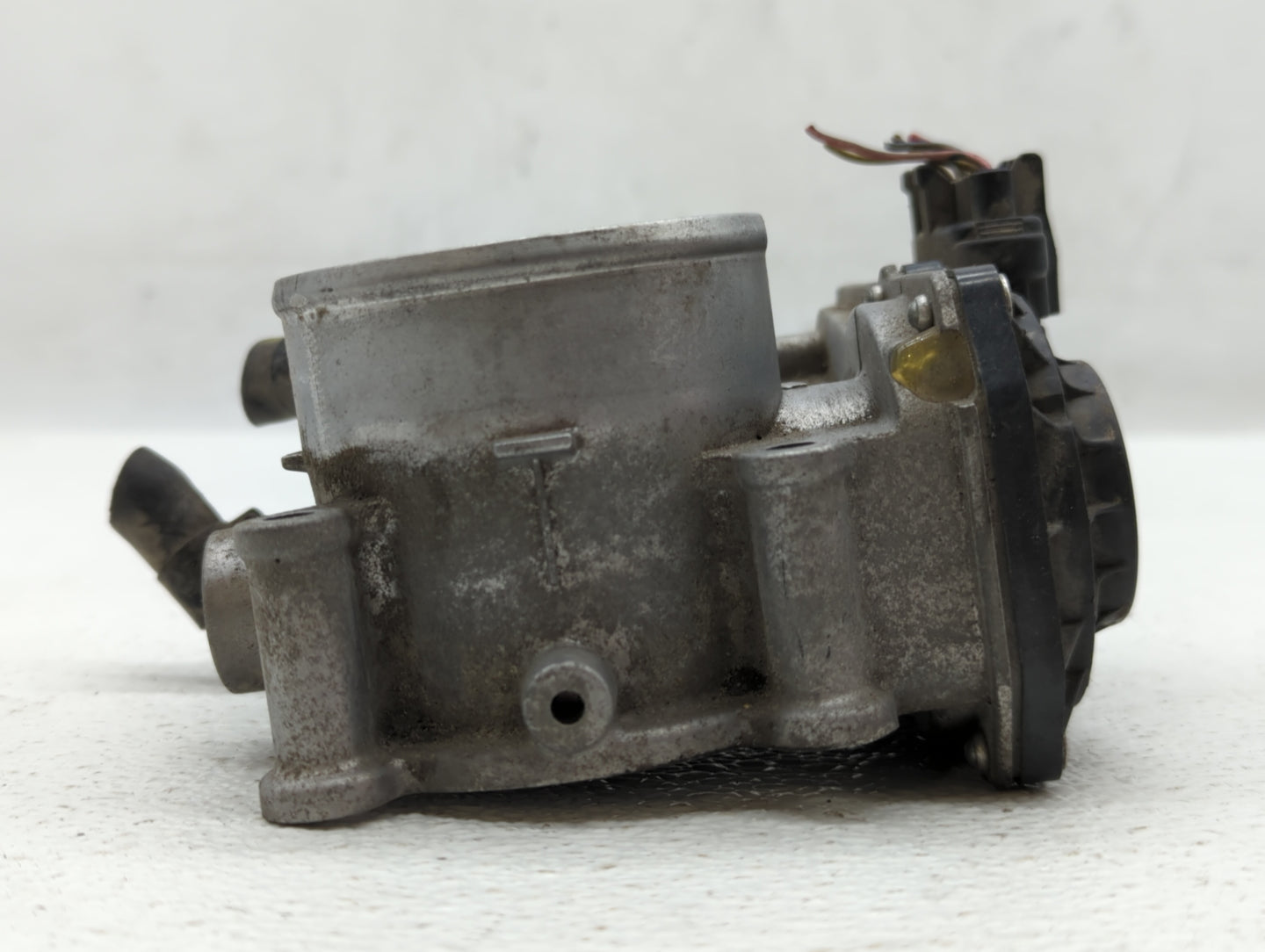 2011-2020 Hyundai Elantra Throttle Body P/N:75100-2E000 Fits Fits 2011 2012 2013 2014 2015 2016 2017 2018 2019 2020 2021 OEM
