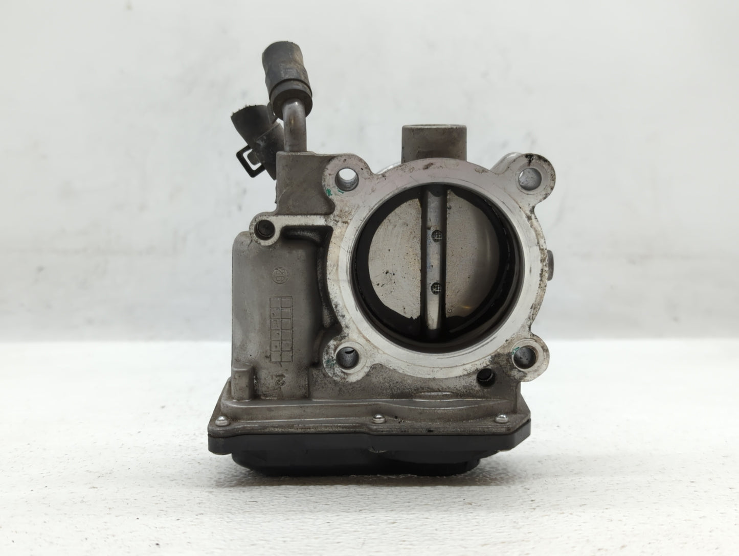 2011-2020 Hyundai Elantra Throttle Body P/N:75100-2E000 Fits Fits 2011 2012 2013 2014 2015 2016 2017 2018 2019 2020 2021 OEM