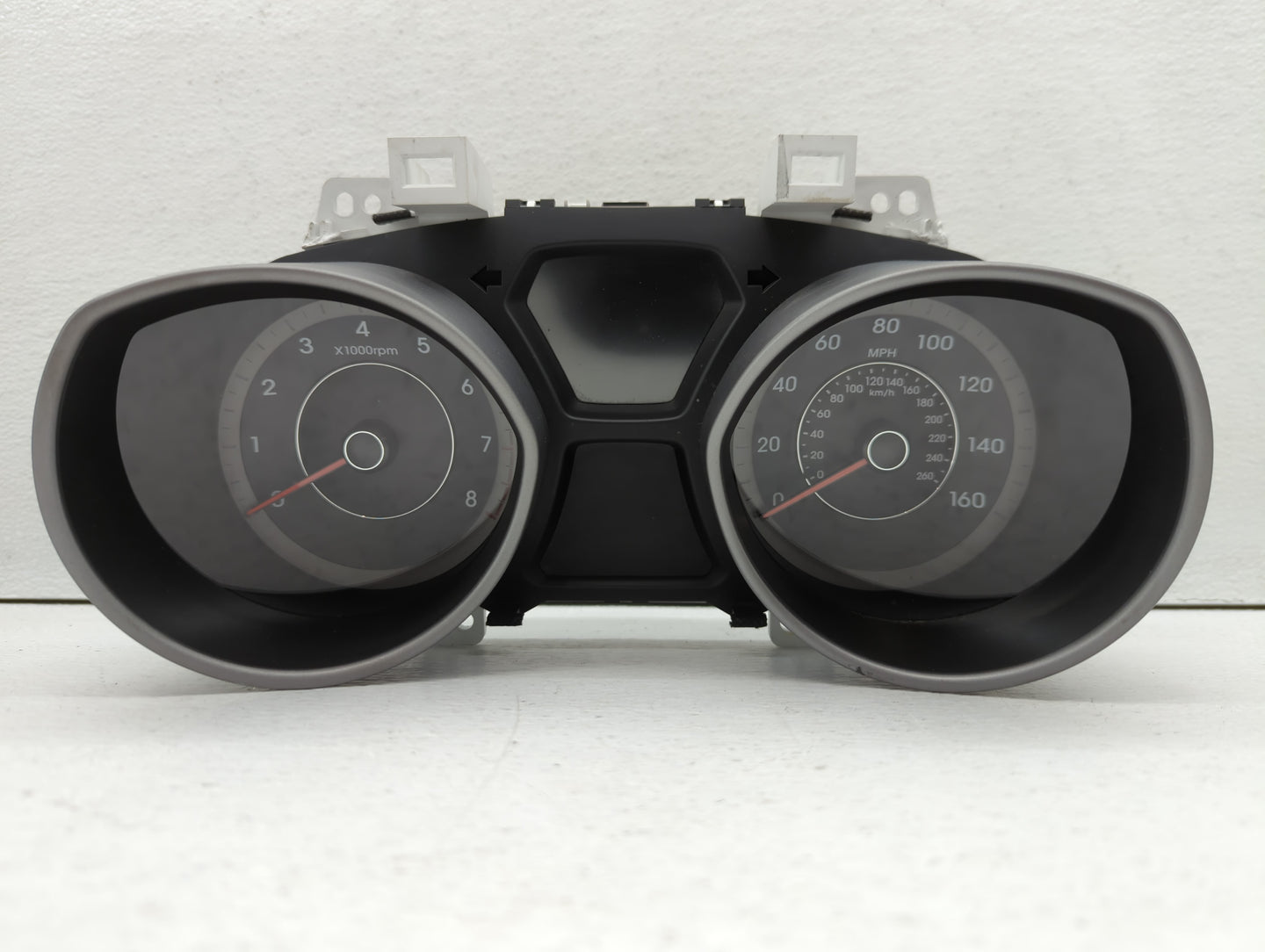 2014-2016 Hyundai Elantra Instrument Cluster Speedometer Gauges P/N:94004-3X210 Miles: Fits Fits 2014 2015 2016 OEM Used Aut