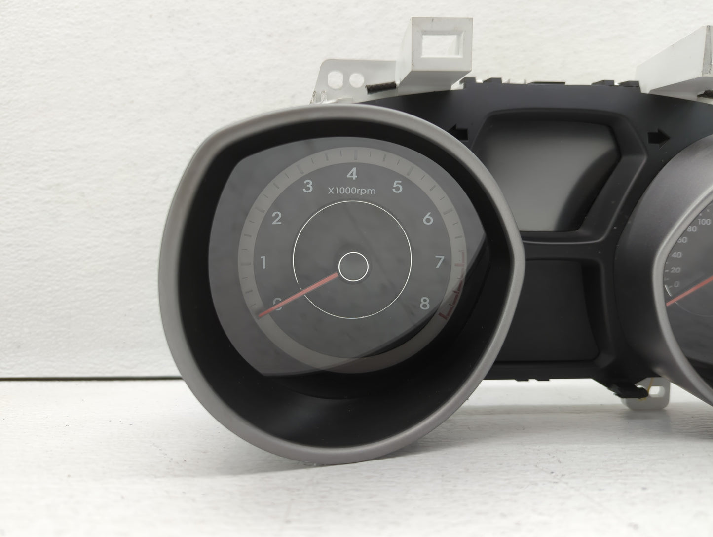 2014-2016 Hyundai Elantra Instrument Cluster Speedometer Gauges P/N:94004-3X210 Miles: Fits Fits 2014 2015 2016 OEM Used Aut
