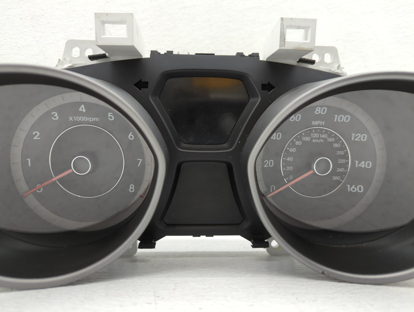 2014-2016 Hyundai Elantra Instrument Cluster Speedometer Gauges P/N:94004-3X210 Miles: Fits Fits 2014 2015 2016 OEM Used Aut